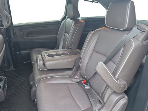 Used 2024 Honda Odyssey Elite image 16