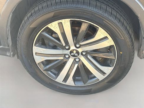 Used 2021 Mitsubishi Outlander Sport SE FWD image 28