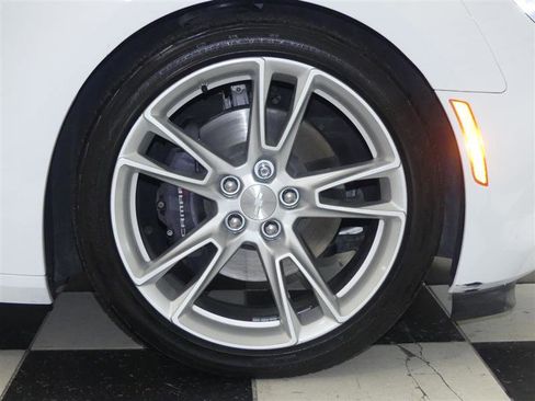 Used 2022 Chevrolet Camaro LT w/ Technology Package RWD image 30