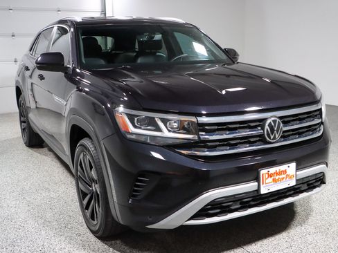 Used 2022 Volkswagen Atlas Cross Sport SE AWD/4WD image 5