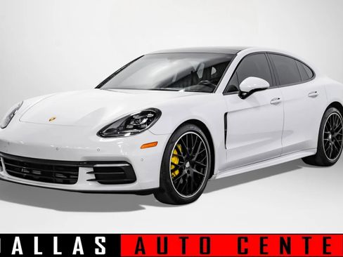 Used 2019 Porsche Panamera image 3