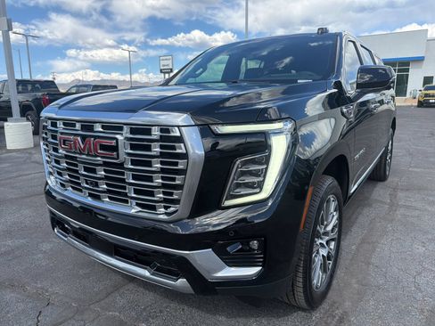 New 2026 GMC Yukon XL Denali w/ Sun & Power Step Package AWD/4WD image 3