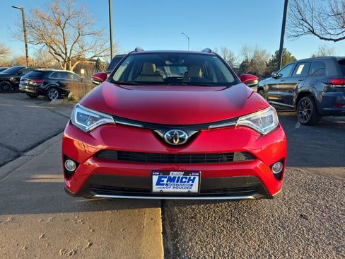 Used 2017 Toyota RAV4 Limited image 8