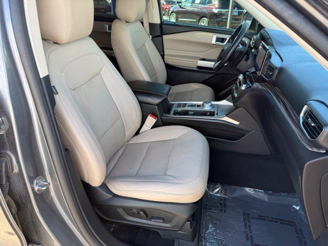 Used 2021 Ford Explorer Limited w/ Equipment Group 301A RWD image 36