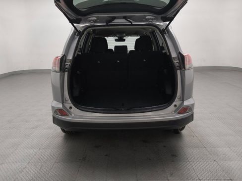 Used 2018 Toyota RAV4 LE w/ All Weather Liner Package FWD image 29