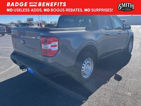 Used 2025 Ford Maverick XL image 4