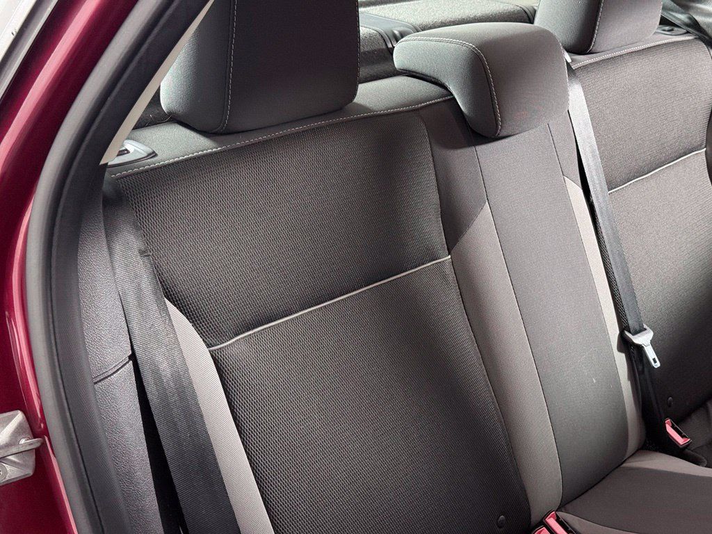 Used 2014 Ford Focus SE FWD image 22