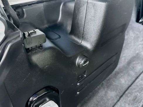 Used 2021 Jeep Wrangler Unlimited Sport AWD/4WD image 31