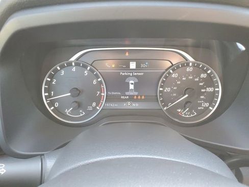 Used 2024 Nissan Titan Platinum Reserve w/ Moonroof Package image 29