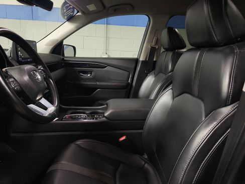 Used 2023 Honda Pilot EX-L image 19