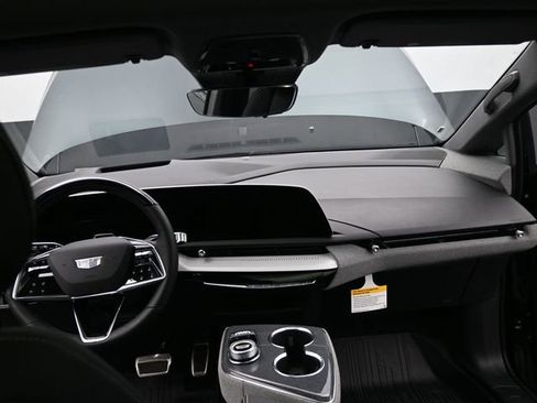 New 2026 Cadillac Optiq Sport 2 w/ LPO, Floor Liner Package image 24