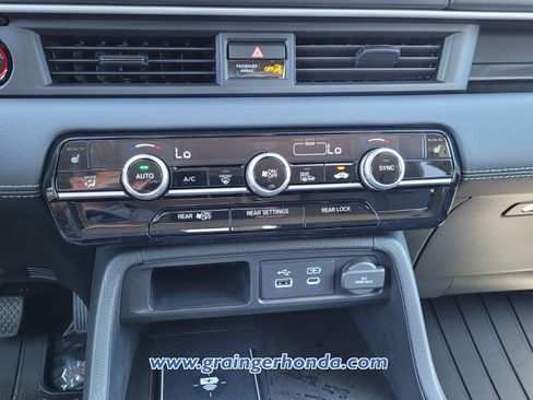 New 2025 Honda Pilot EX-L image 16