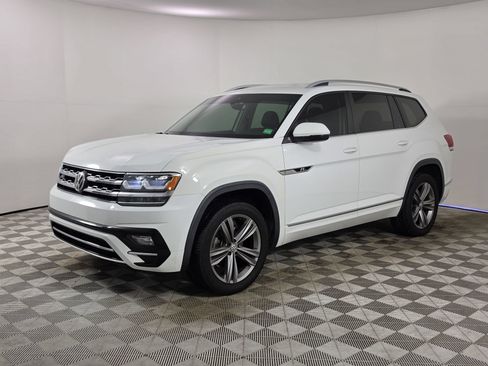 Used 2019 Volkswagen Atlas SE FWD image 3