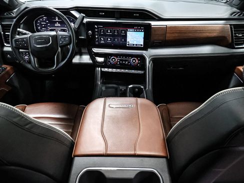 Certified 2025 GMC Sierra 2500 Denali Ultimate AWD/4WD image 27