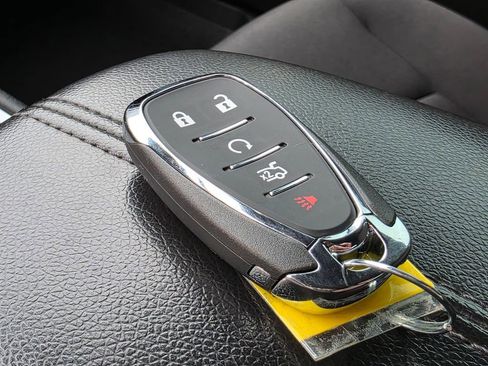 Used 2020 Chevrolet Malibu LT image 27