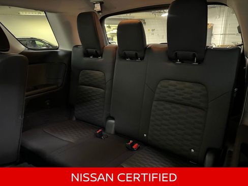 Certified 2025 Nissan Pathfinder SV image 12