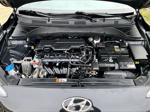 Used 2022 Hyundai Kona SE w/ Cargo Package FWD image 10