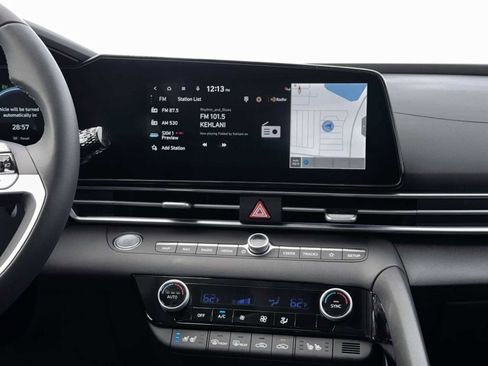 New 2026 Hyundai Elantra Limited FWD image 12