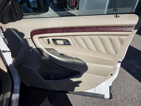 Used 2011 Ford Taurus Limited w/ 303A Rapid Spec Order Code image 17