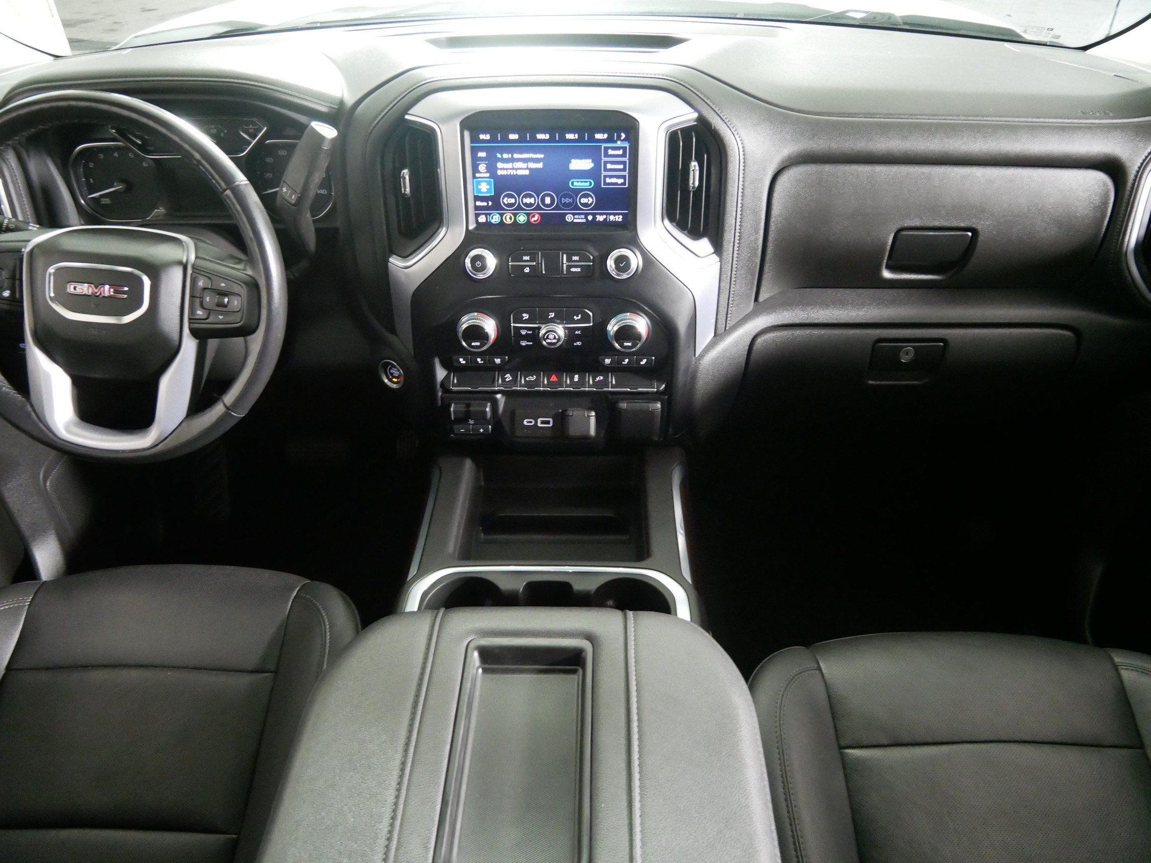 Used 2022 GMC Sierra 1500 SLT w/ SLT Premium Package AWD/4WD image 10