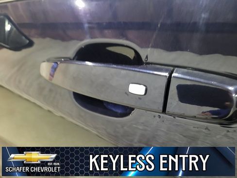 Used 2021 Chevrolet Equinox LT image 26