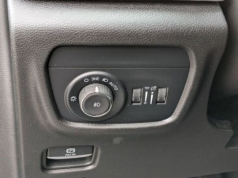 Used 2024 Jeep Grand Cherokee L Limited image 15