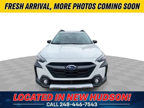 Used 2023 Subaru Outback Limited AWD/4WD image 5