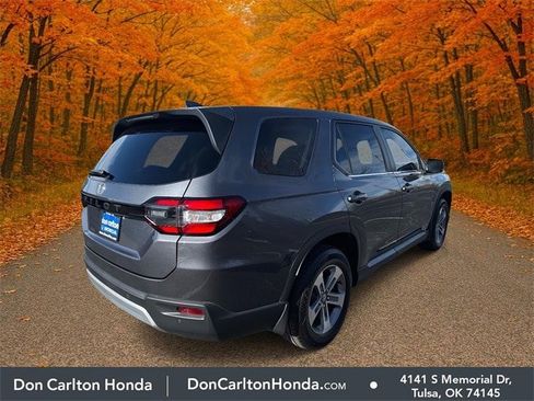 Certified 2025 Honda Pilot EX-L image 4