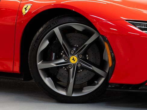 Used 2022 Ferrari SF90 Stradale AWD/4WD image 20