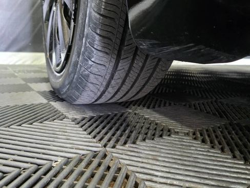 Used 2015 Nissan Sentra S image 32