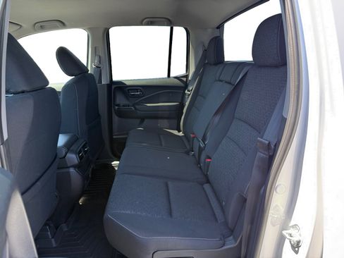 Used 2024 Honda Ridgeline Sport image 16