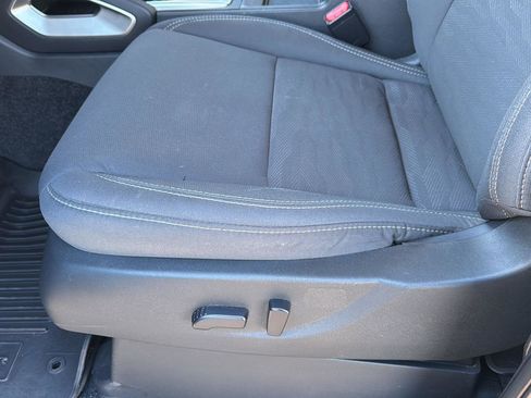 Used 2024 Nissan Frontier SV w/ SV Convenience Package image 27