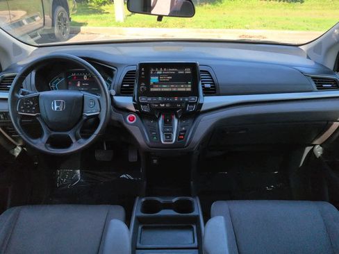Used 2018 Honda Odyssey EX image 15