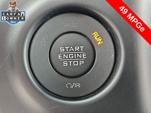 Used 2023 Jeep Wrangler Unlimited Sahara w/ Cold Weather Group AWD/4WD image 26
