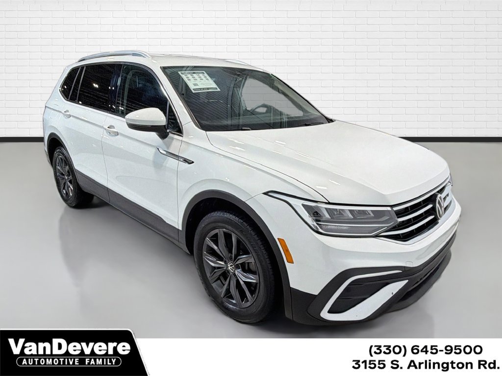 Used 2022 Volkswagen Tiguan SE AWD/4WD image 1