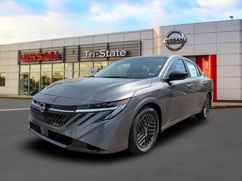 New 2026 Nissan Sentra SV w/ SV Convenience Package FWD image 2