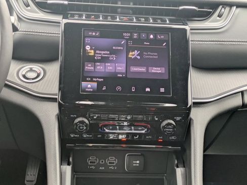 New 2025 Jeep Grand Cherokee Altitude image 16