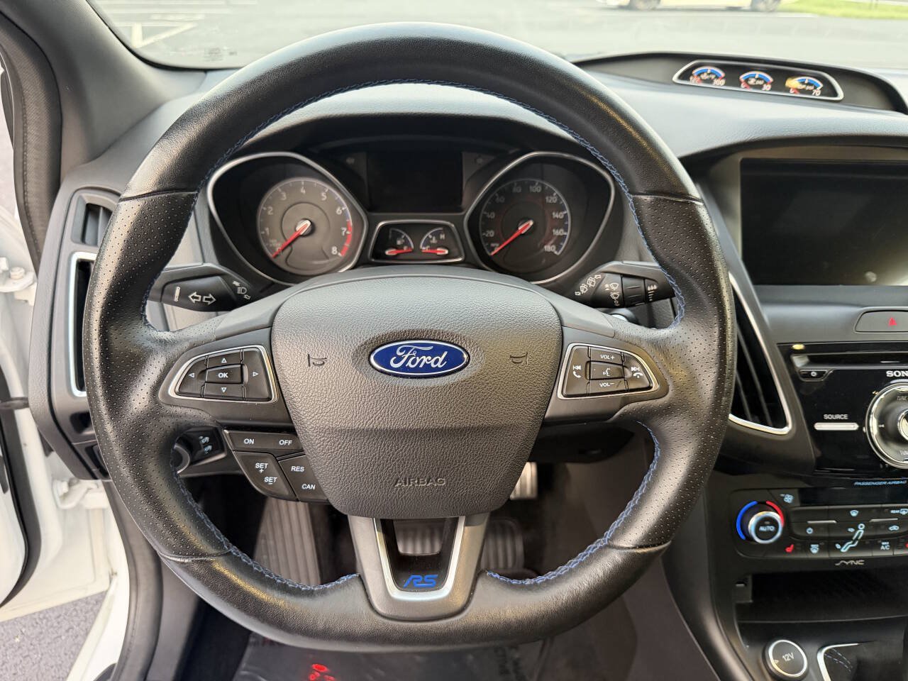 Used 2017 Ford Focus RS AWD/4WD image 31