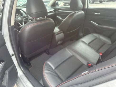 Used 2024 Nissan Altima 2.5 SR image 19