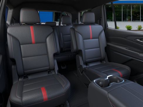 New 2026 Chevrolet Traverse RS w/ LPO, Floor Liner Package image 17