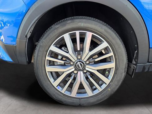 Used 2023 Nissan Kicks SV image 36