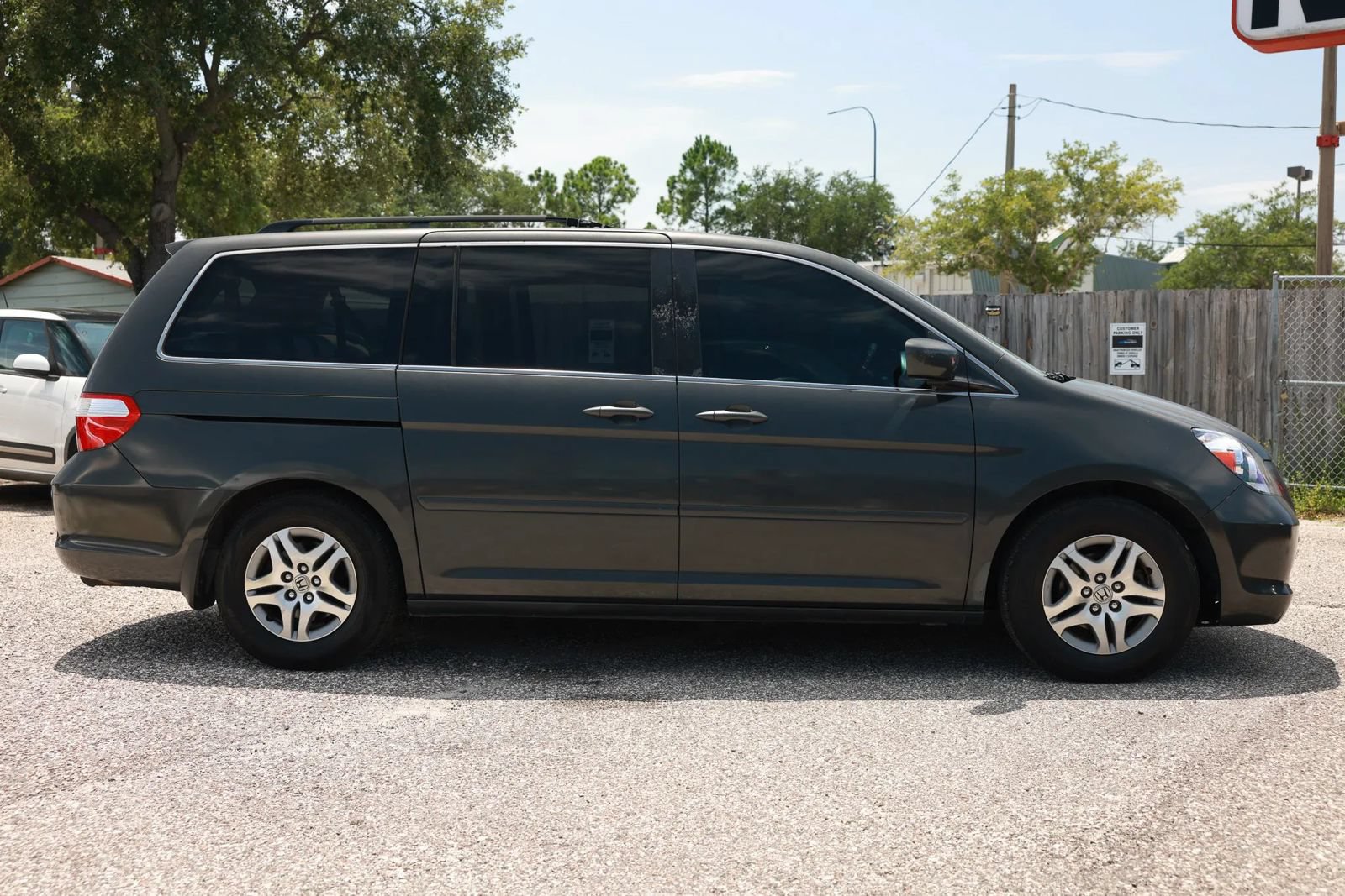Used 2006 Honda Odyssey EX-L image 7