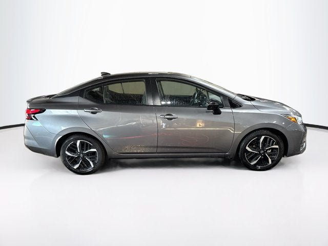 Used 2025 Nissan Versa SR FWD image 4