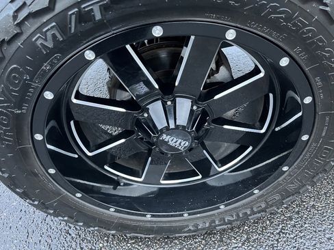 Used 2020 Jeep Wrangler Unlimited Rubicon w/ Advanced Safety Group image 9