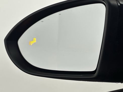 Used 2022 Volkswagen Jetta SE w/ Panoramic Sunroof Package image 43