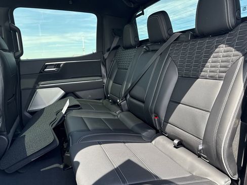 New 2025 GMC Sierra EV Denali image 36