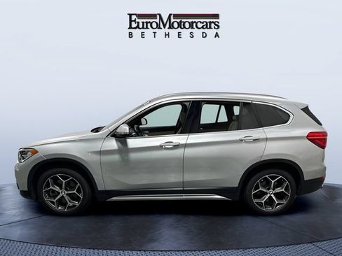 Used 2019 BMW X1 xDrive28i w/ Convenience Package AWD/4WD image 2