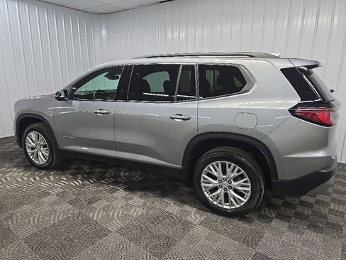 Used 2024 GMC Acadia Elevation w/ Luxury Package AWD/4WD image 4