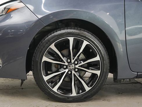 Used 2017 Toyota Corolla SE w/ Carpet Mat Package (TMS) FWD image 26