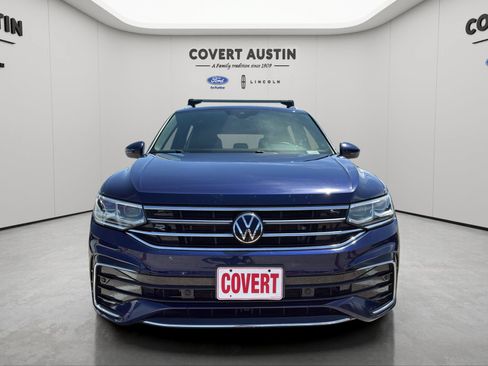 Used 2024 Volkswagen Tiguan SEL R-Line AWD/4WD image 8